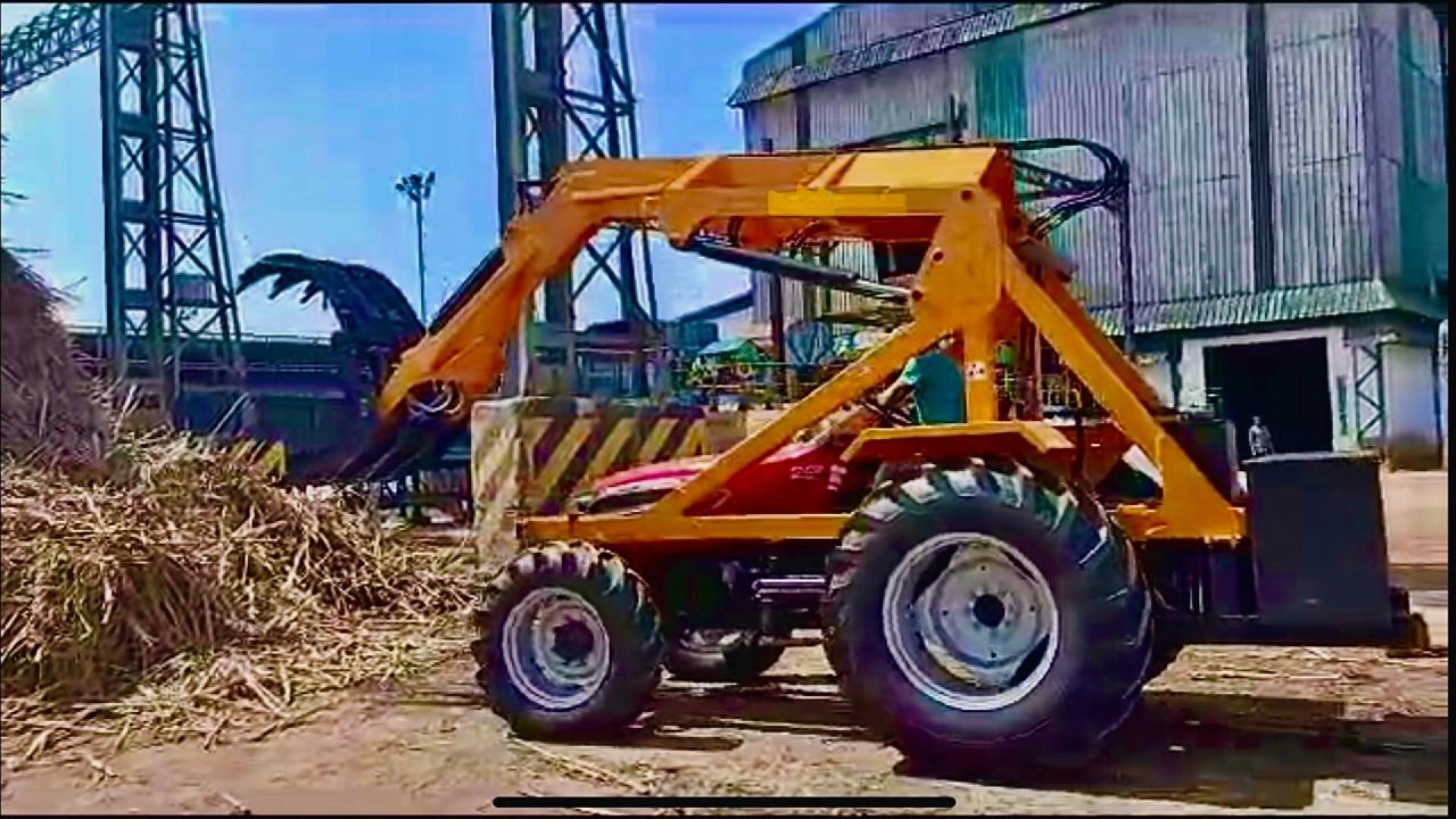 SUGAR CANE GRABBER